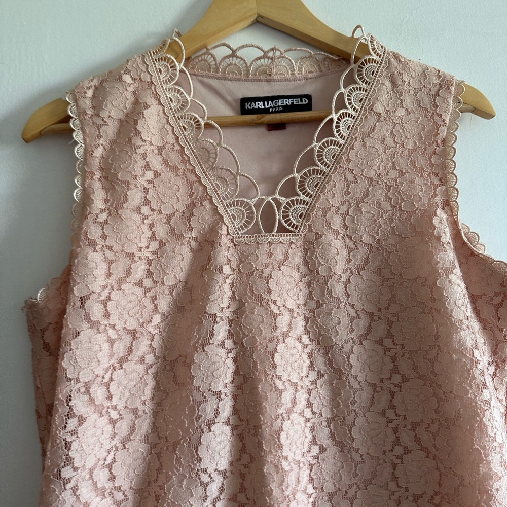 Karl Lagerfeld Paris Light Pink Lace Eyelet Designer Tank Top Size Medium EUC - Picture 7 of 10